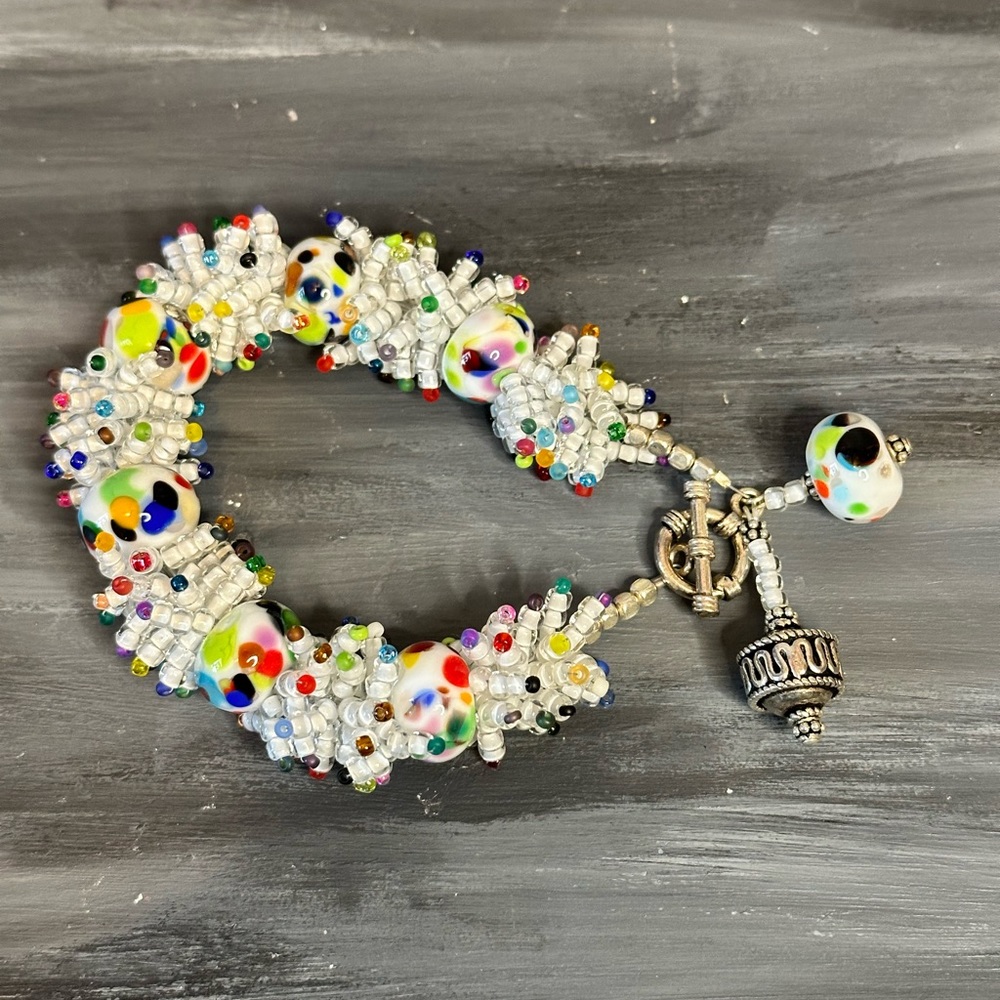 Artisan hand crafted multi colored art glass bead confetti bracelet silver clasp - Picture 11 of 11